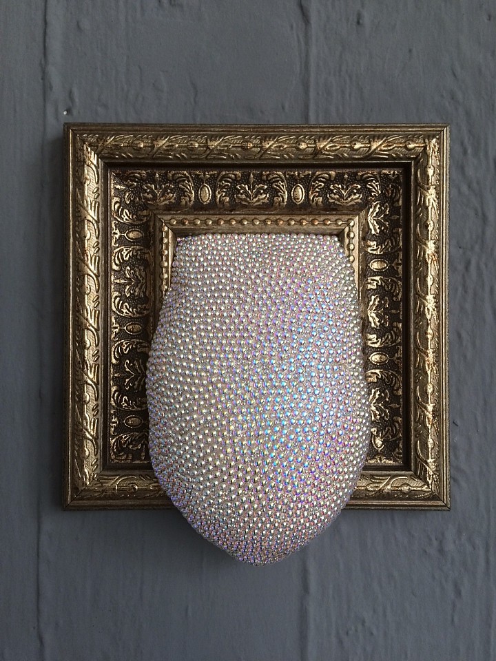 Batia Malka, Tongue
2017, Swarovski pearls, wood frame