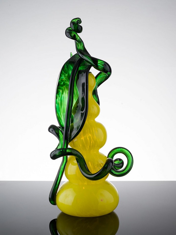 Dale Chihuly, Marbled Yellow Piccolo Venetian with Green Leaf and Coil
1994, Glass