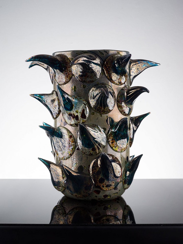 Dale Chihuly, Platinum and Black Venetian with Horns
1991, Glass